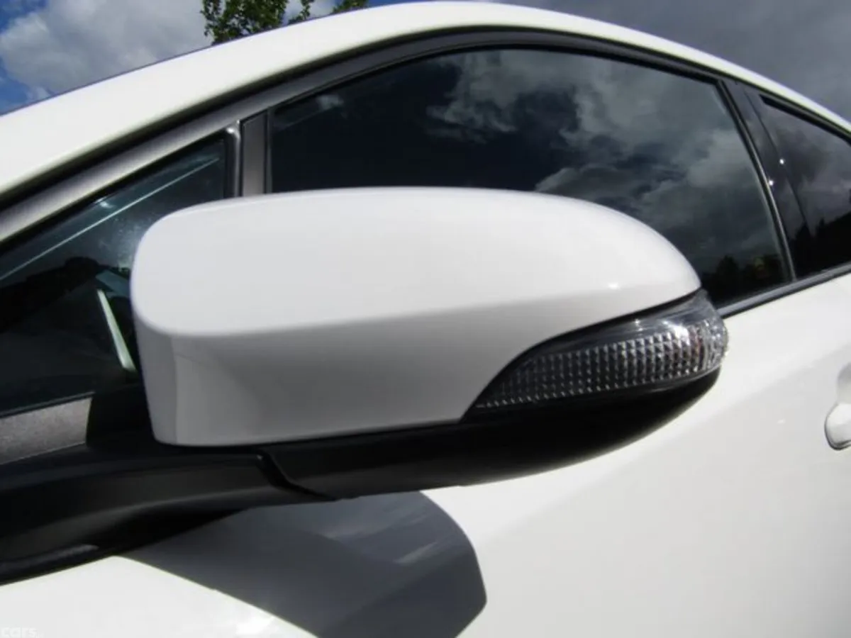 Toyota C-HR Hatchback, Petrol Hybrid, 2019, White