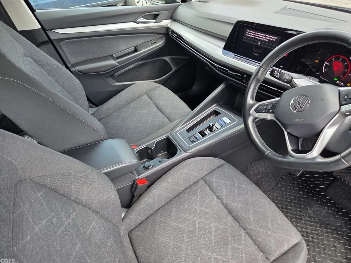 Volkswagen Golf Hatchback, Diesel, 2023, Black