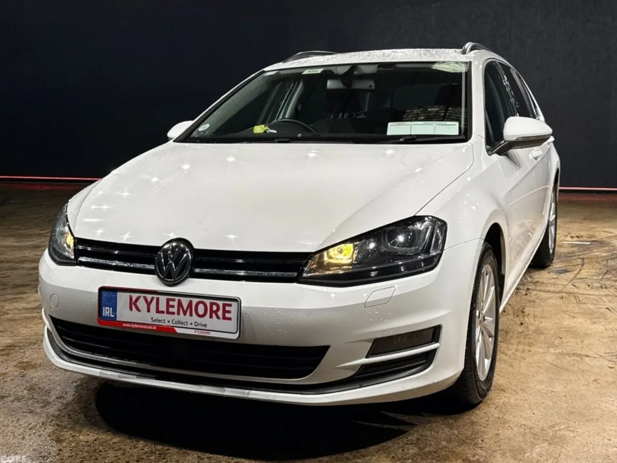 Volkswagen Golf Estate, Petrol, 2016, White
