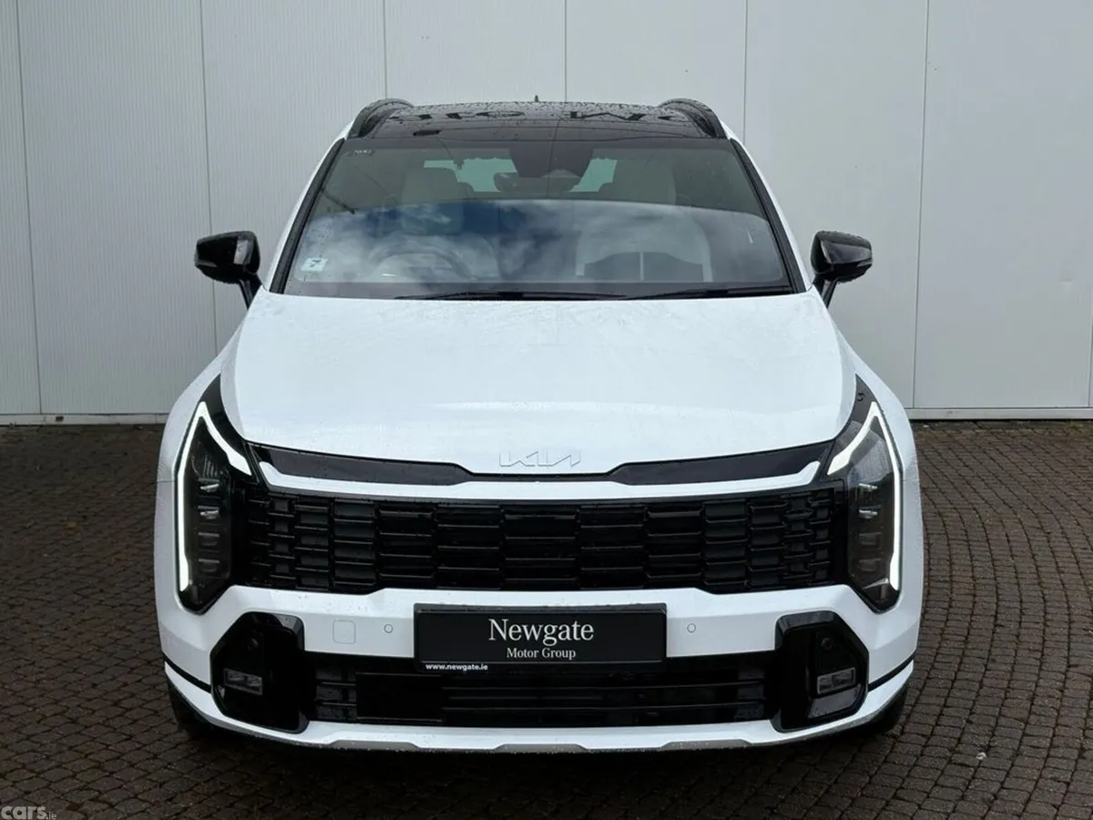 Kia Sportage SUV, Petrol Hybrid, 2027, White
