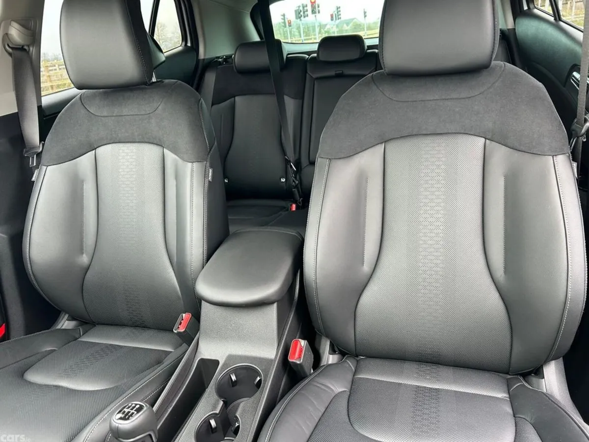 Kia Sportage SUV, Diesel, 2027, White