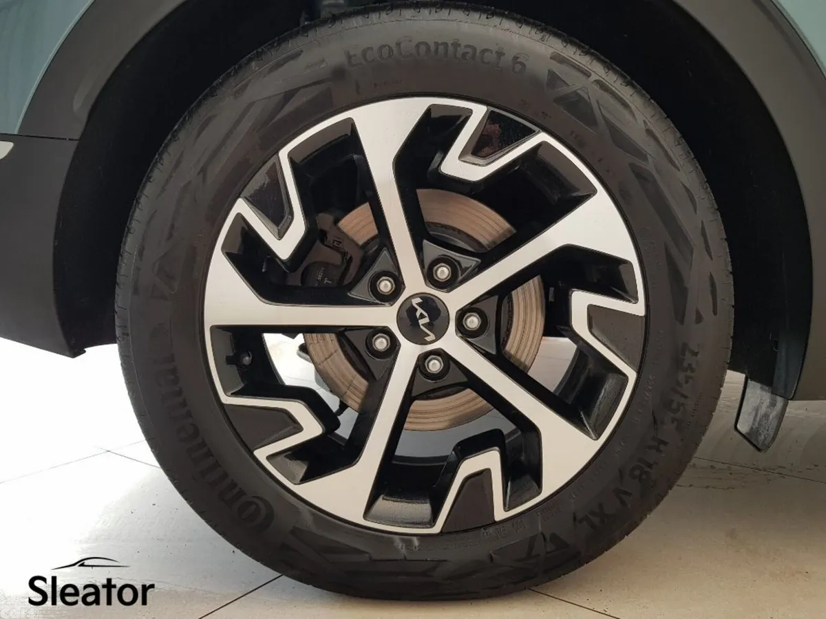 Kia Sportage MPV, Petrol Hybrid, 2022, Grey