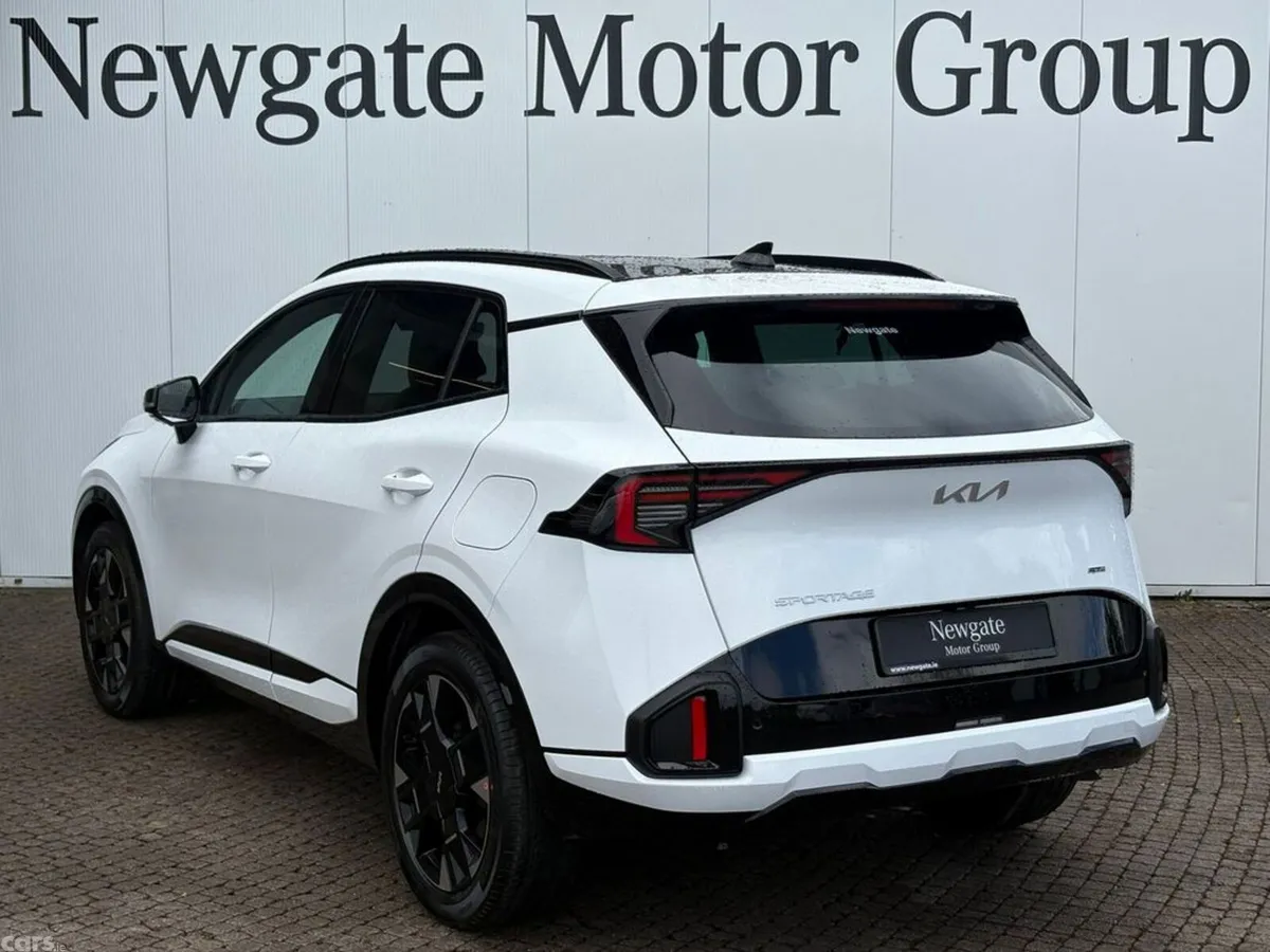 Kia Sportage SUV, Petrol Hybrid, 2027, White