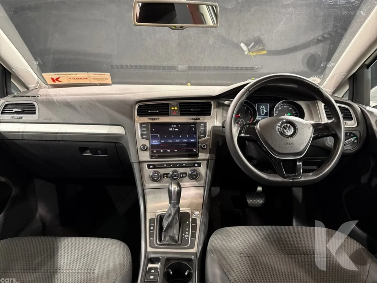 Volkswagen Golf Estate, Petrol, 2016, White