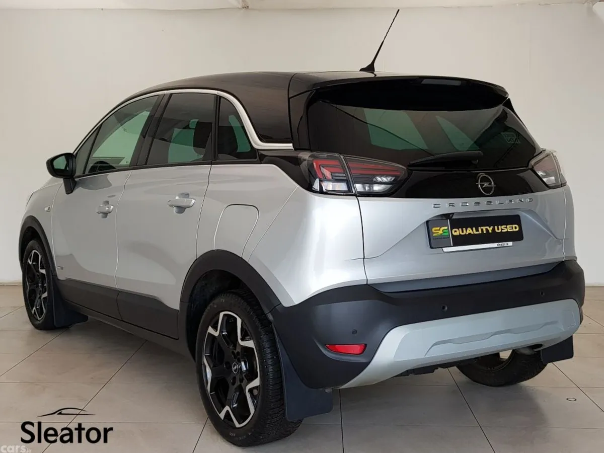Opel Crossland MPV, Diesel, 2023, Grey