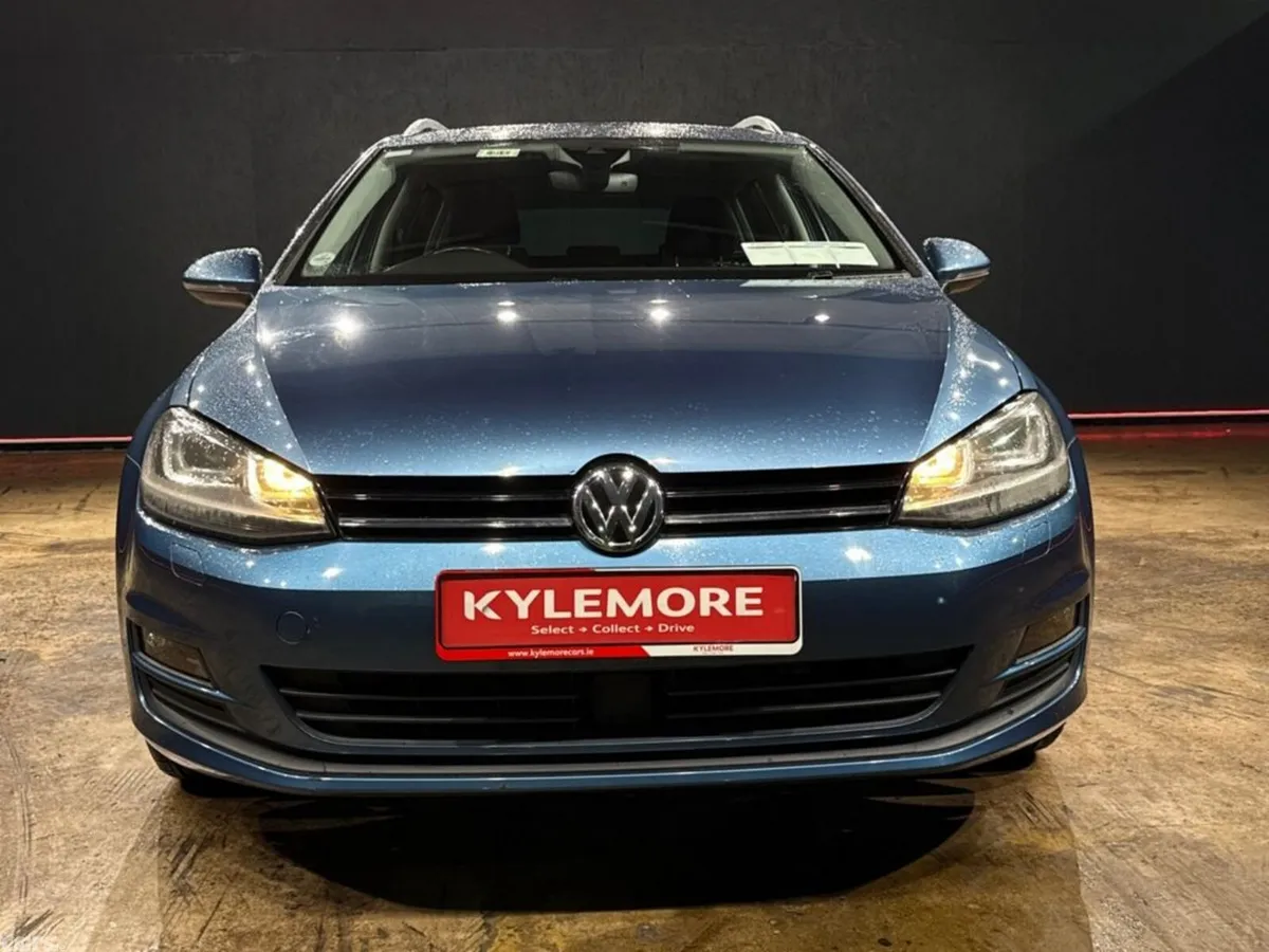 Volkswagen Golf Estate, Petrol, 2017, Blue