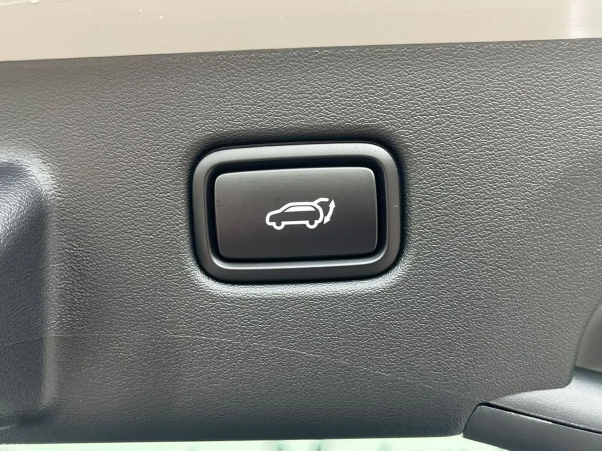 Kia EV6 Hatchback, Electric, 2027, Grey