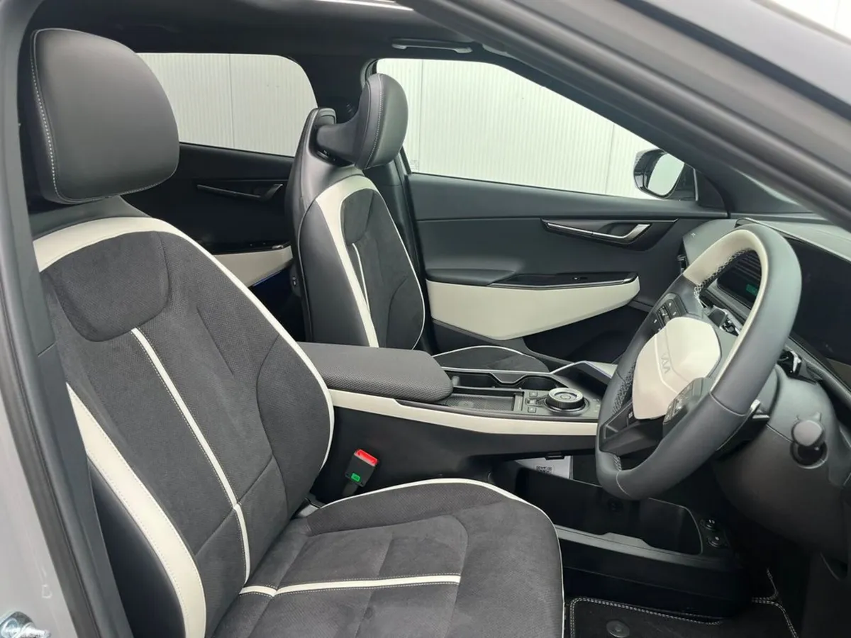 Kia EV6 Hatchback, Electric, 2027, Grey