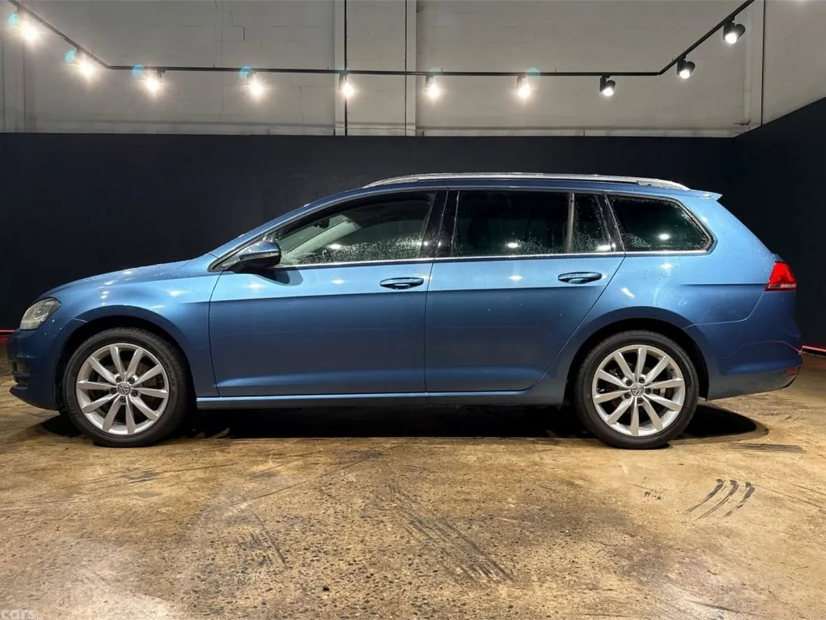 Volkswagen Golf Estate, Petrol, 2017, Blue