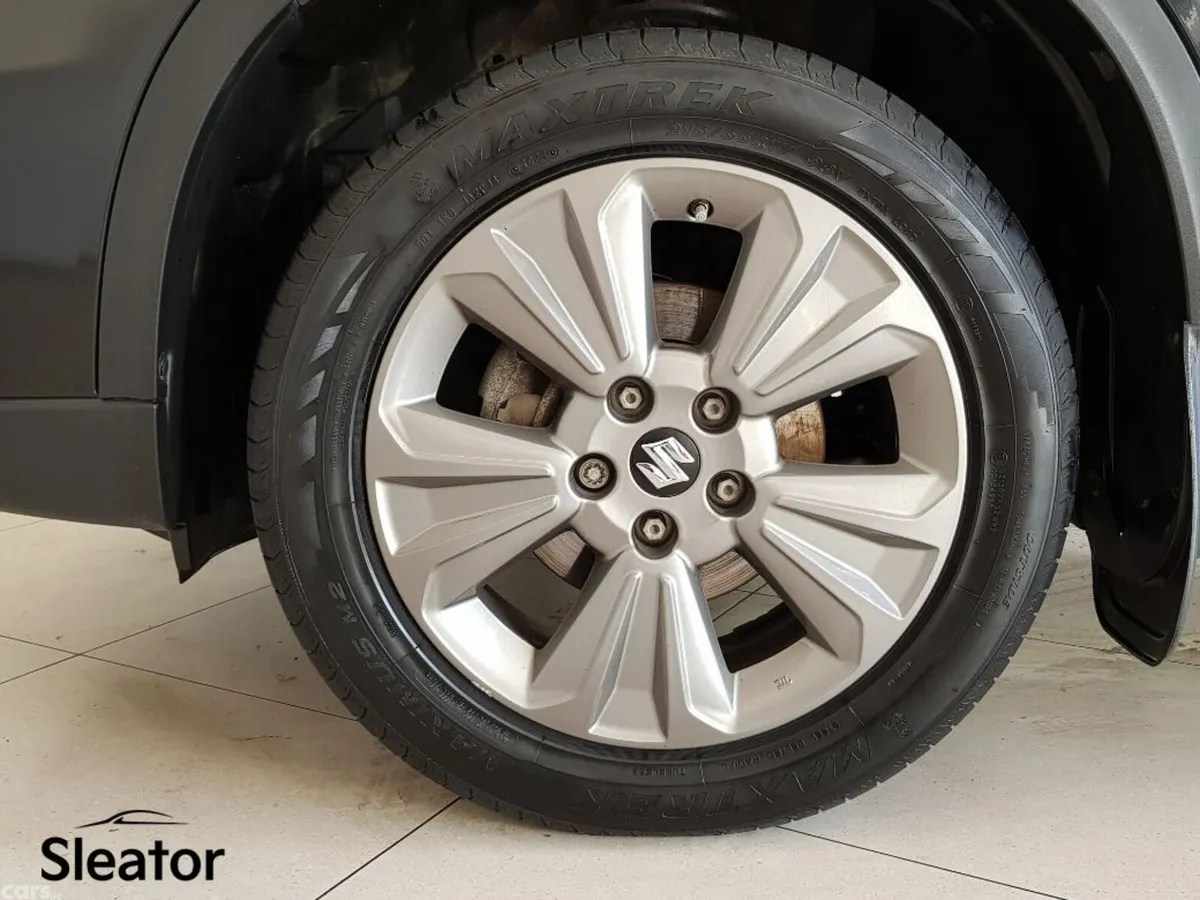 Suzuki Vitara Hatchback, Petrol, 2023, Black