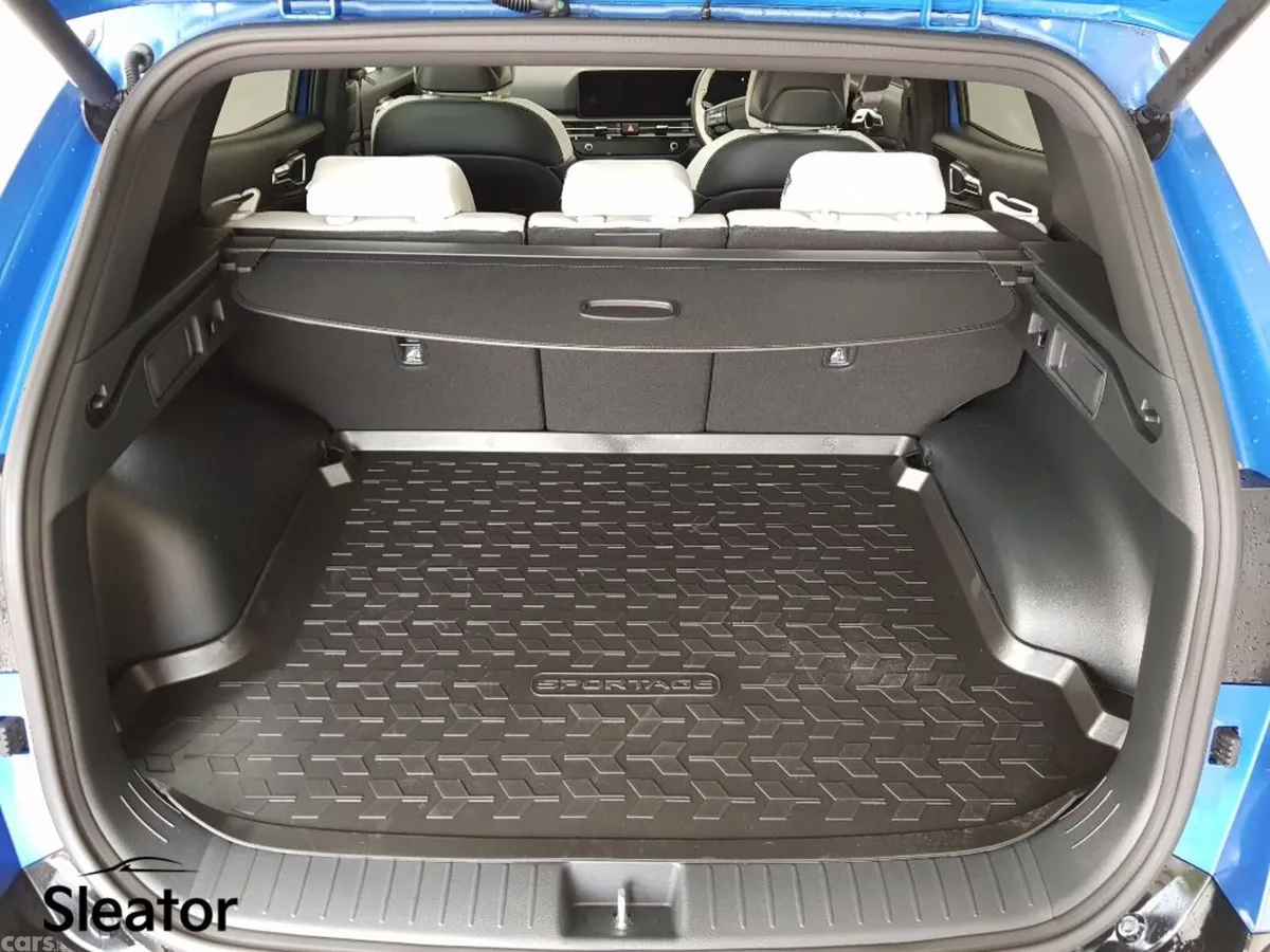 Kia Sportage MPV, Diesel Hybrid, 2025, Blue