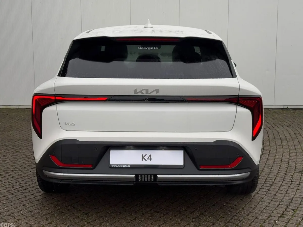 Kia K4 Hatchback, Petrol, 2027, White