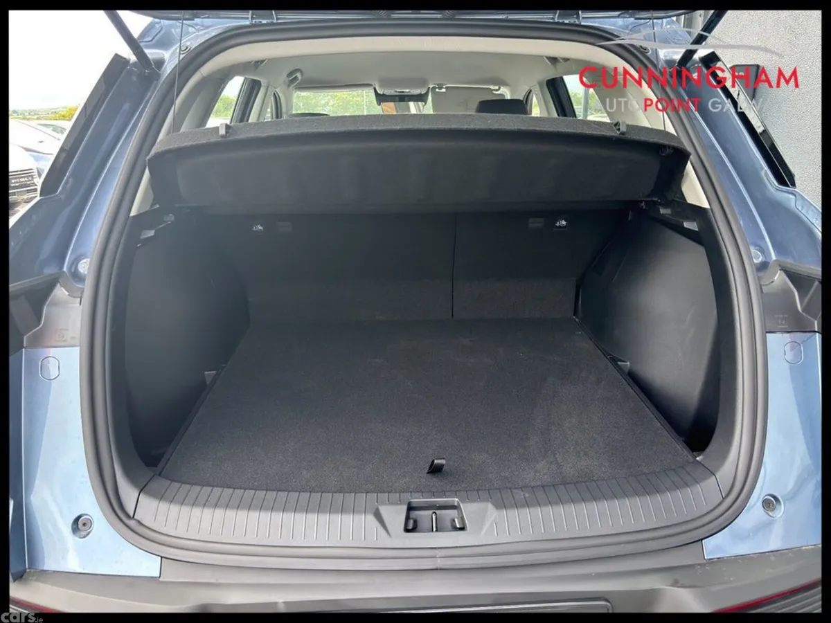 BYD SEALION 5 MPV, Petrol Plug-in Hybrid, 2027, Blue