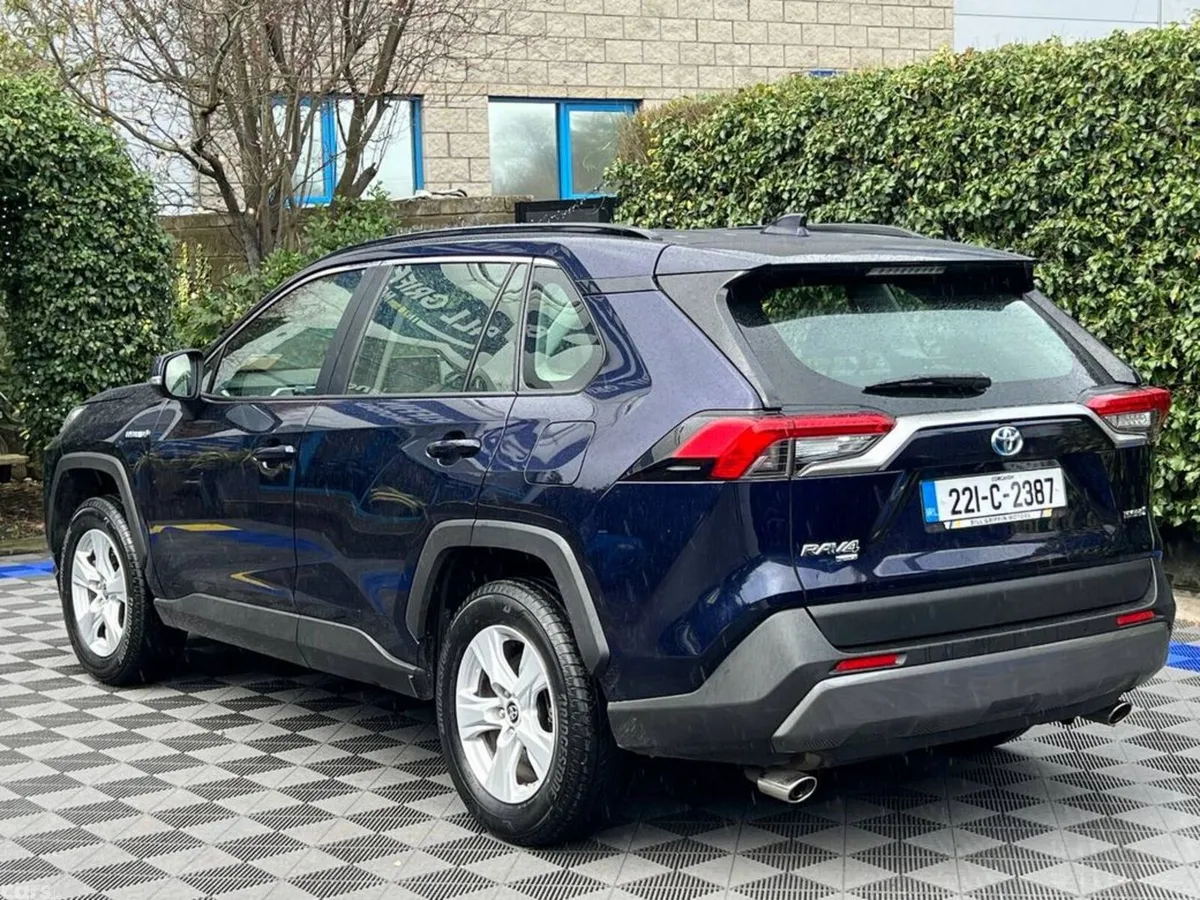 Toyota RAV4 SUV, Petrol Hybrid, 2022, Blue