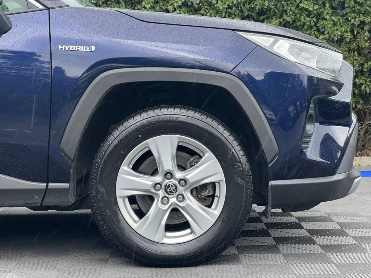 Toyota RAV4 SUV, Petrol Hybrid, 2022, Blue