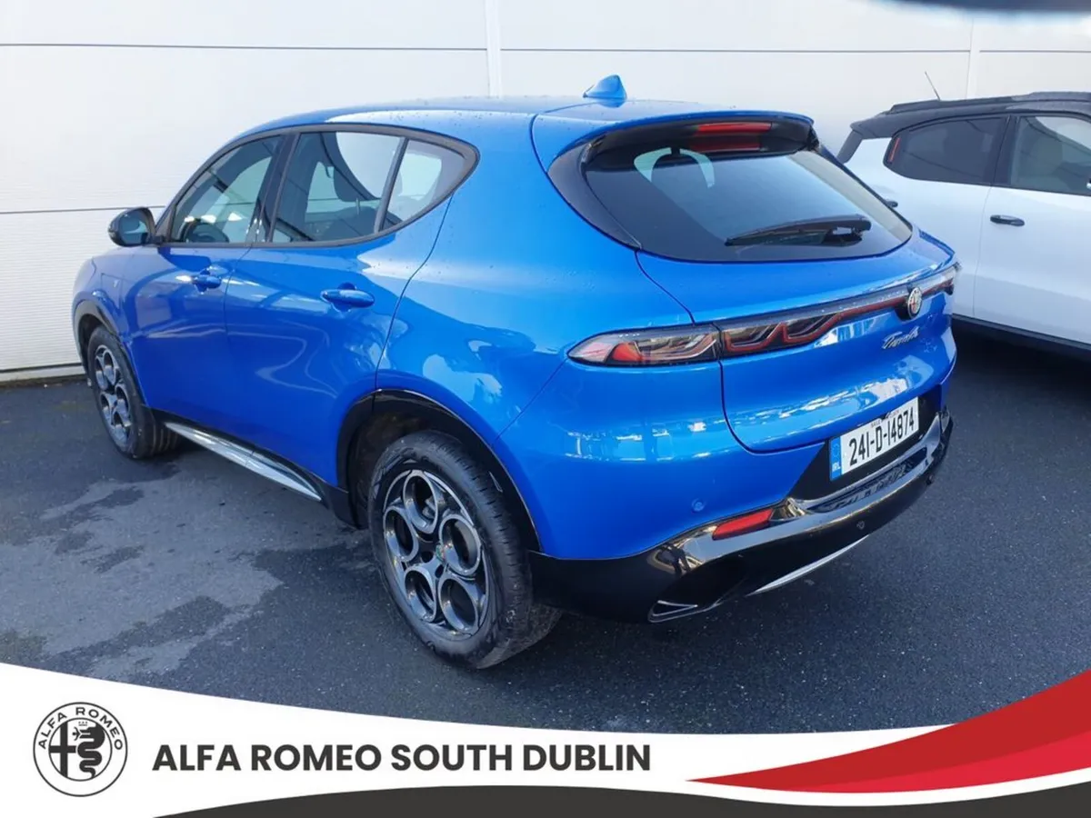Alfa Romeo Tonale Hatchback, Petrol, 2024, Blue