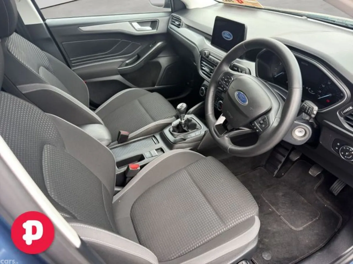 Ford Focus Hatchback, Diesel, 2023, Blue