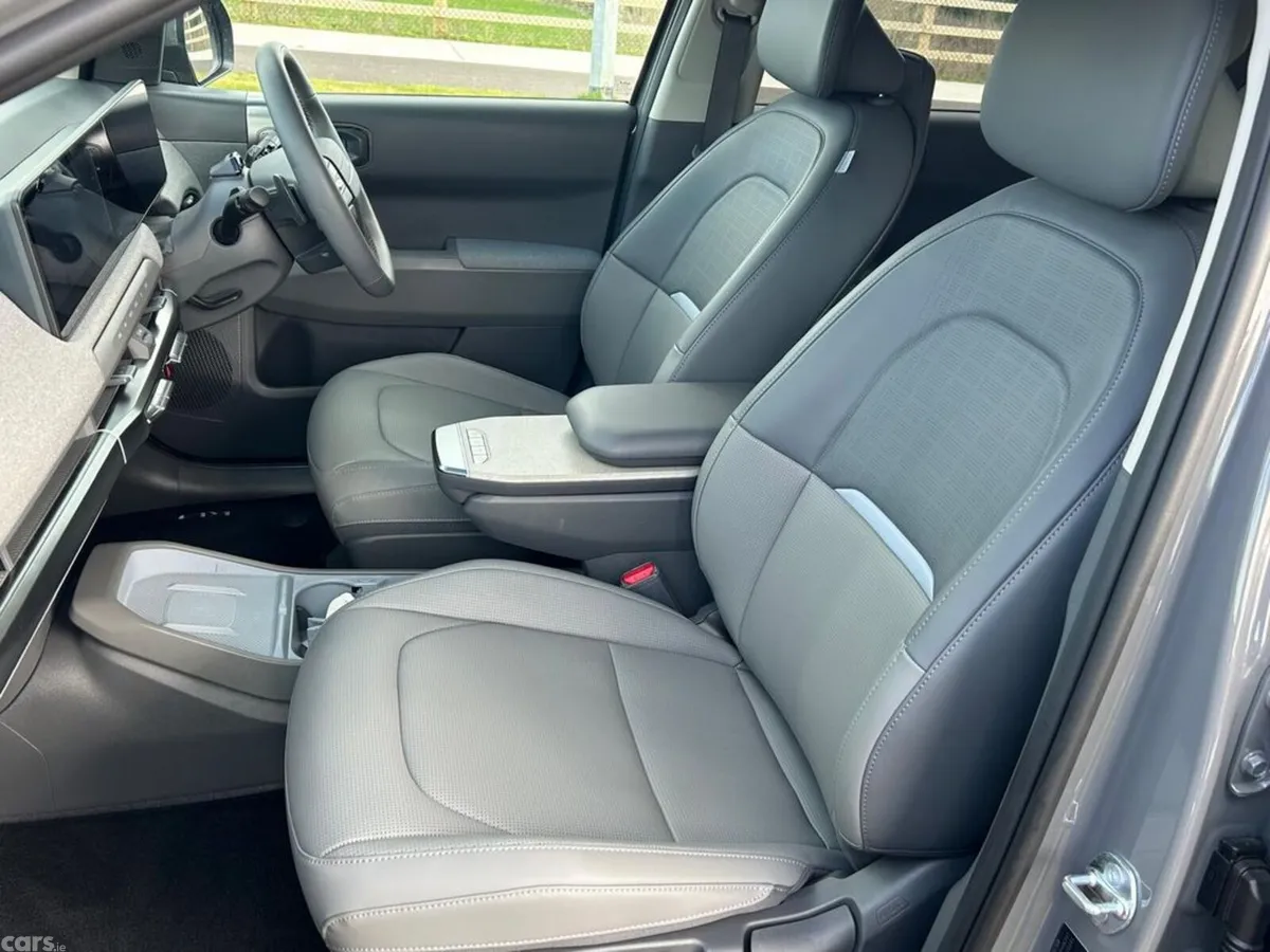 Kia EV3 SUV, Electric, 2027, Grey