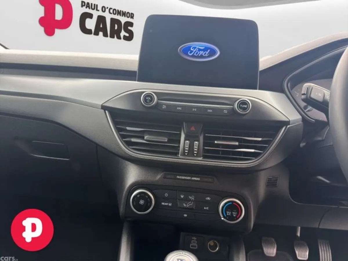 Ford Focus Hatchback, Diesel, 2023, Blue
