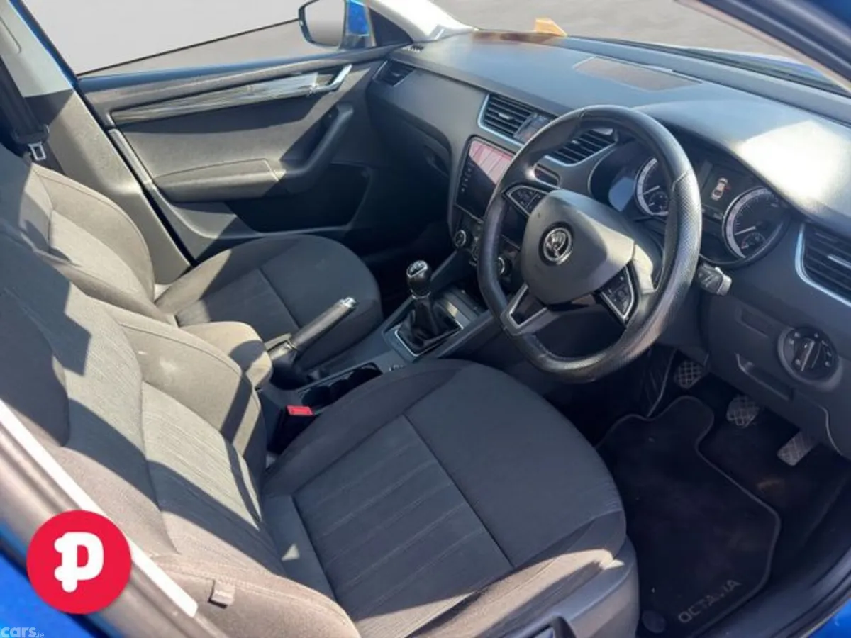 Skoda Octavia Saloon, Diesel, 2020, Blue