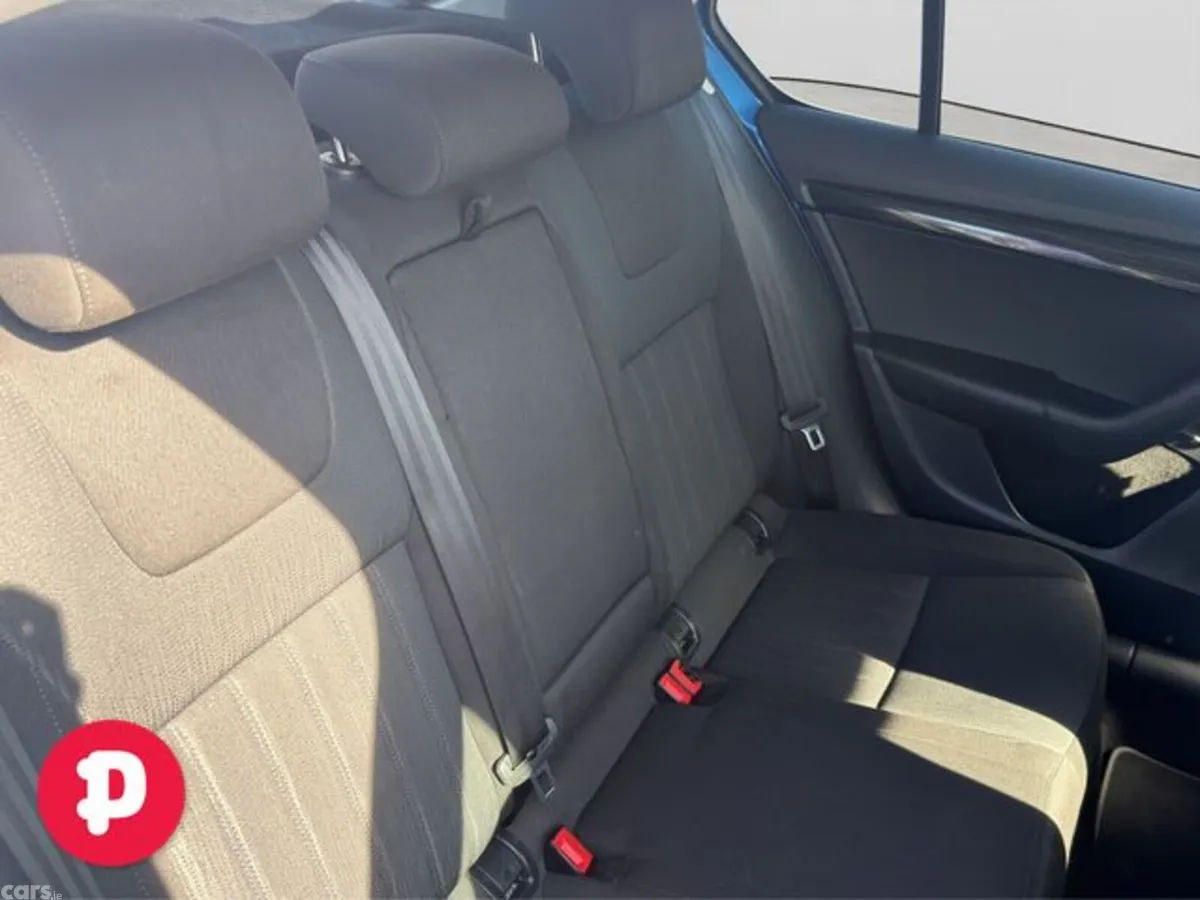 Skoda Octavia Saloon, Diesel, 2020, Blue