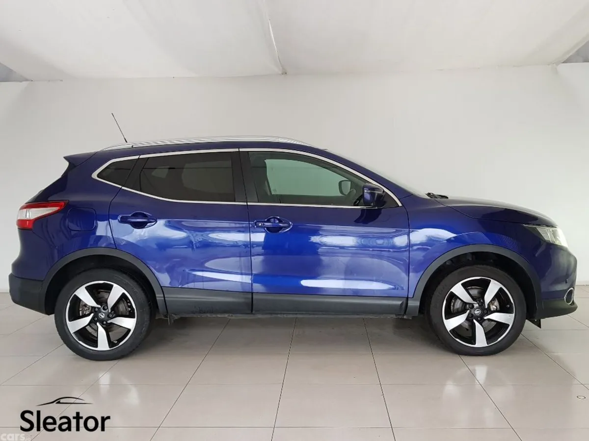 Nissan Qashqai Hatchback, Diesel, 2016, Blue