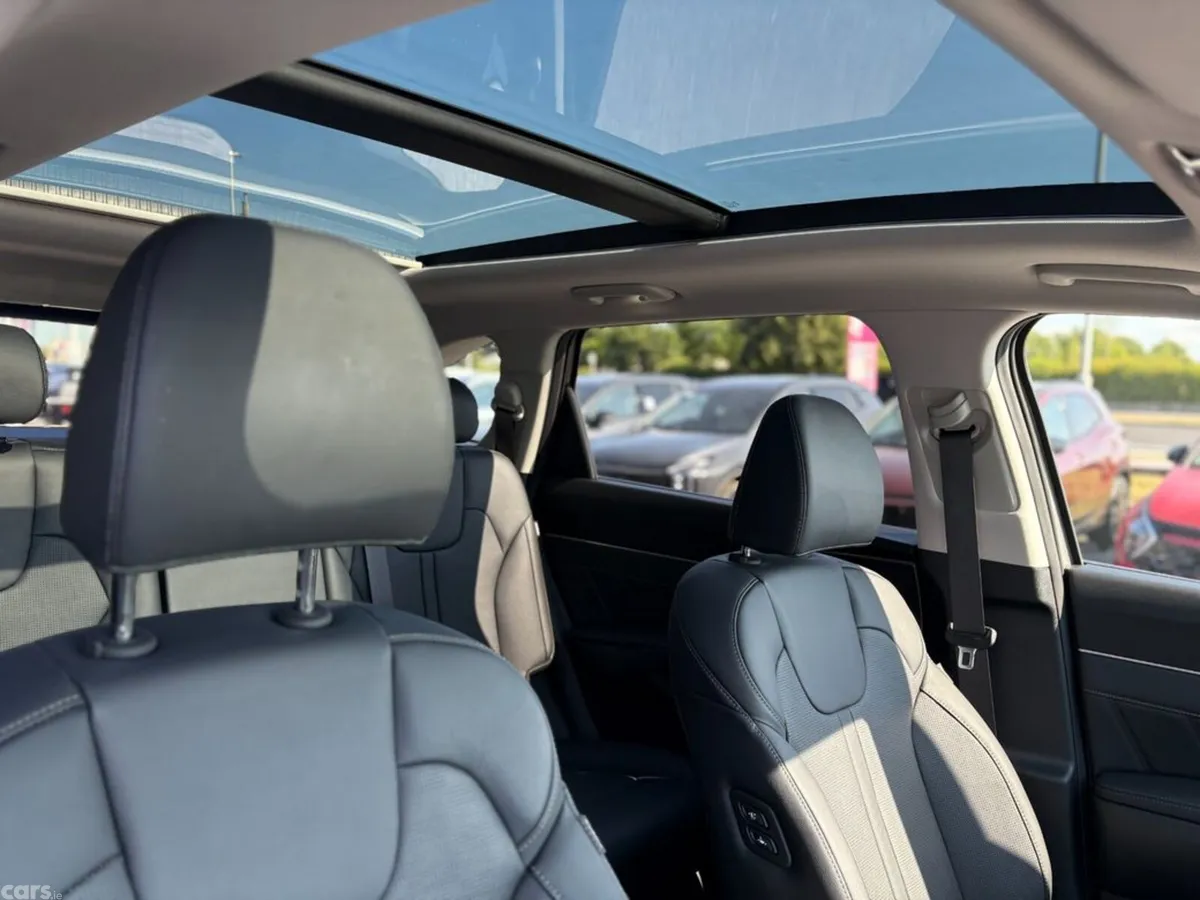 Kia Sorento SUV, Petrol Plug-in Hybrid, 2026, Grey