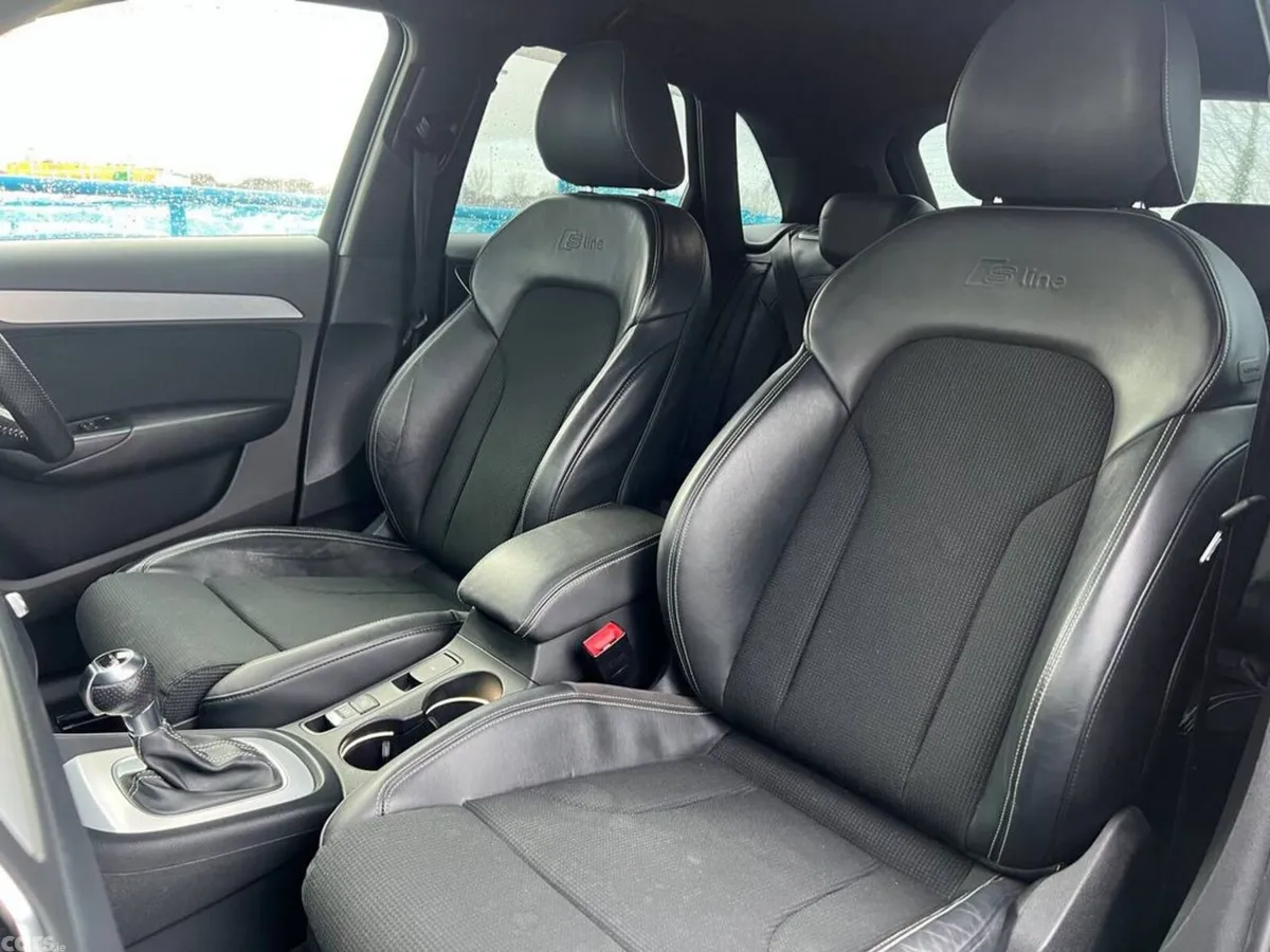 Audi Q3 SUV, Petrol, 2016, Blue