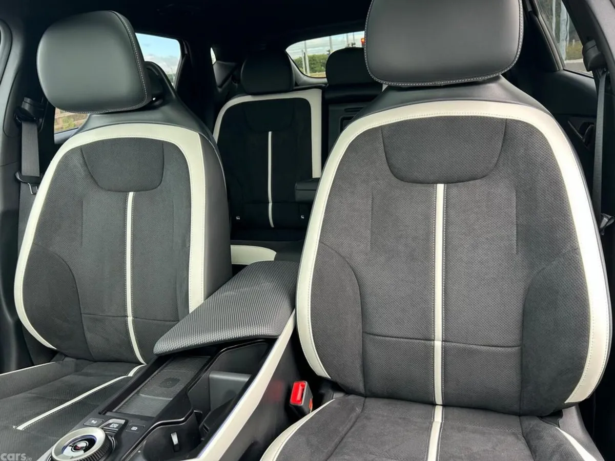 Kia EV6 Hatchback, Electric, 2027, White