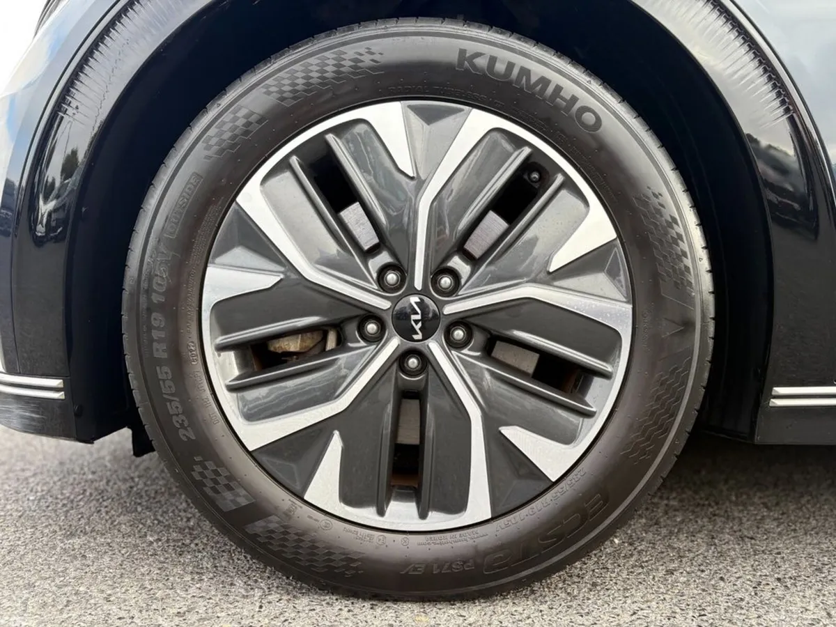 Kia EV6 Hatchback, Electric, 2023, Blue