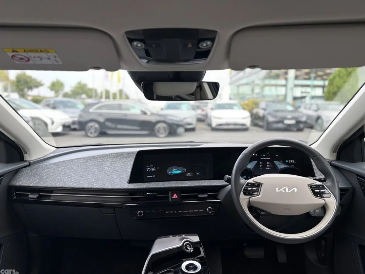 Kia EV6 Hatchback, Electric, 2023, Blue