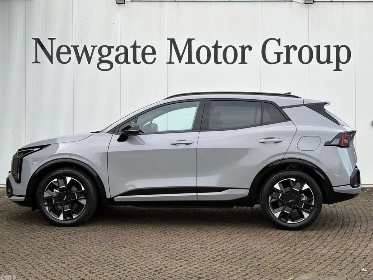 Kia Sportage SUV, Petrol Hybrid, 2027, Grey
