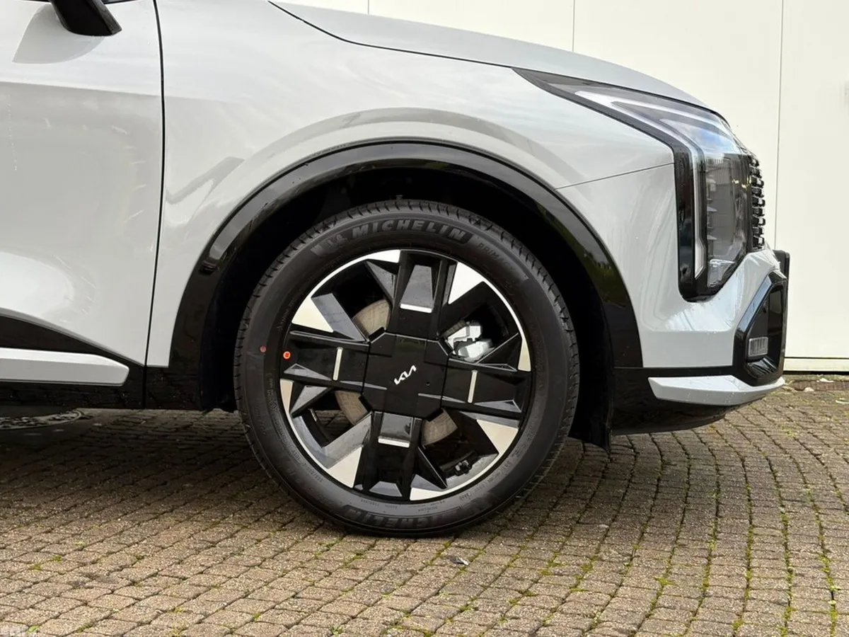 Kia Sportage SUV, Petrol Hybrid, 2027, Grey