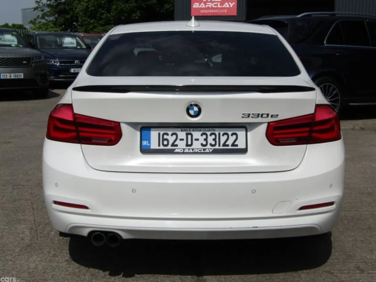 BMW 3-Series Saloon, Petrol Plug-in Hybrid, 2016, White