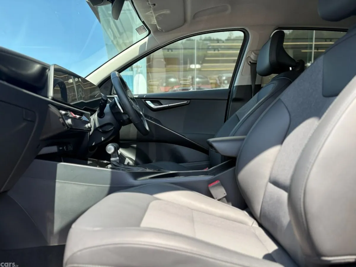 Kia Niro Estate, Petrol Hybrid, 2023, Black