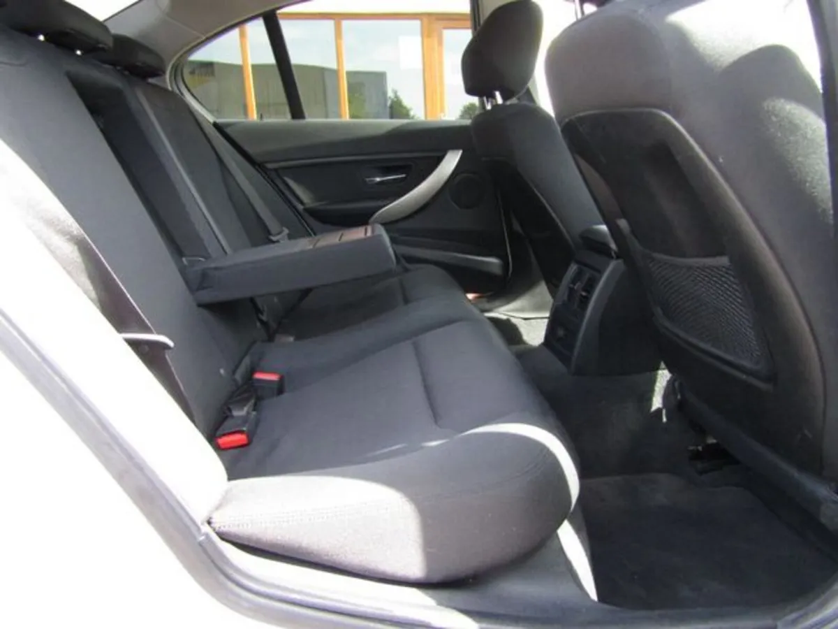 BMW 3-Series Saloon, Petrol Plug-in Hybrid, 2016, White