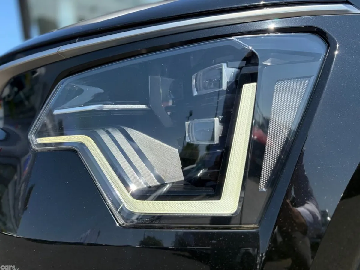 Kia Niro Estate, Petrol Hybrid, 2023, Black