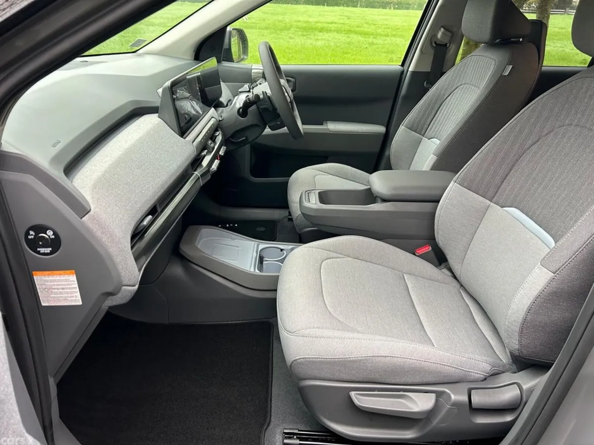 Kia EV3 SUV, Electric, 2027, Grey