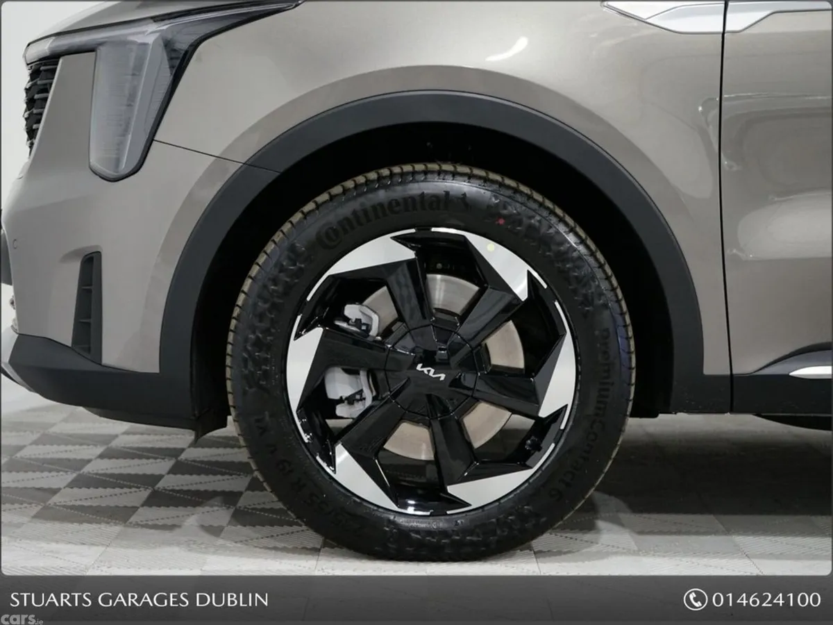 Kia Sorento SUV, Petrol Plug-in Hybrid, 2027, Grey