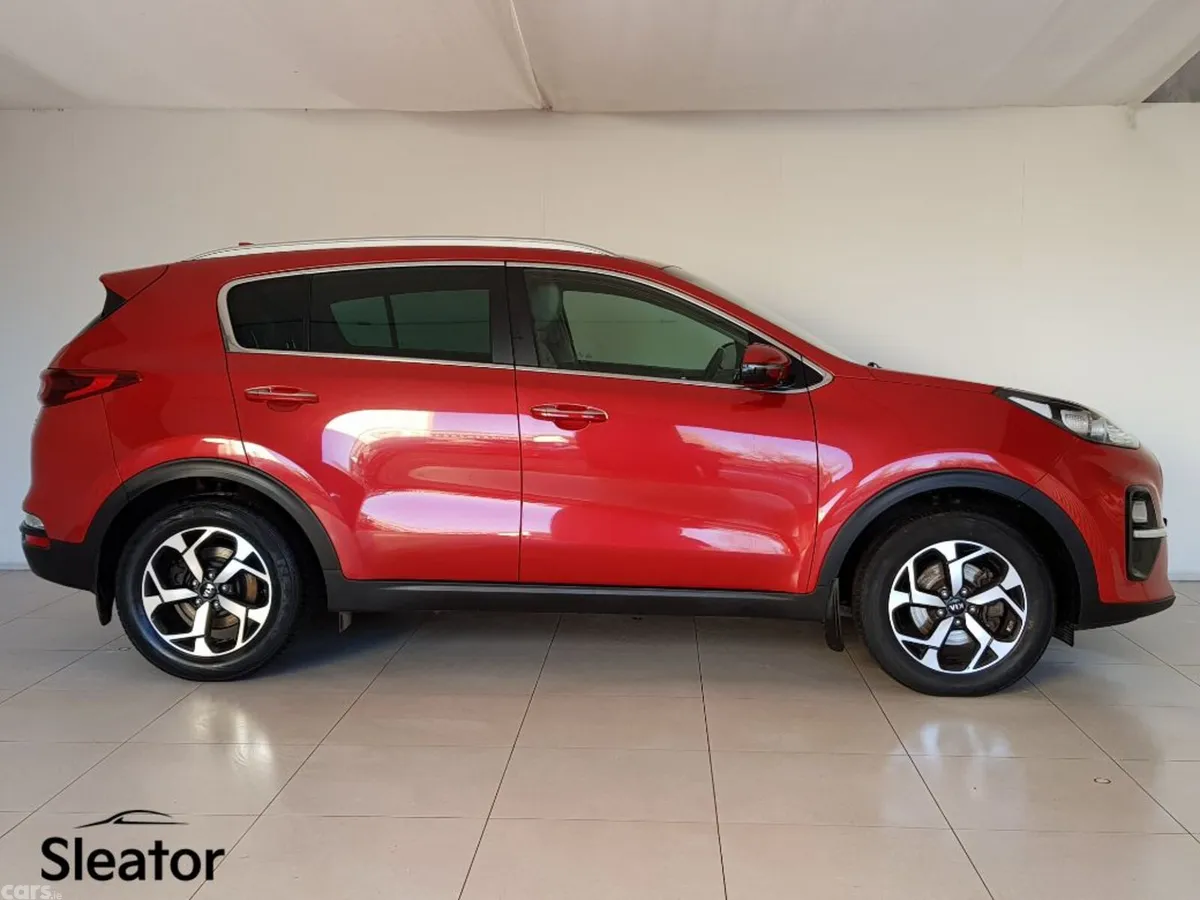 Kia Sportage MPV, Diesel Plug-in Hybrid, 2020, Red