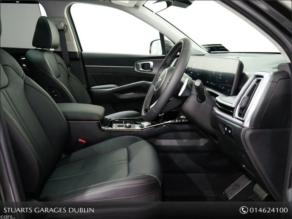 Kia Sorento SUV, Petrol Plug-in Hybrid, 2027, Grey