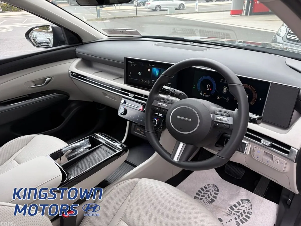 Hyundai Tucson SUV, Petrol Plug-in Hybrid, 2026, Green