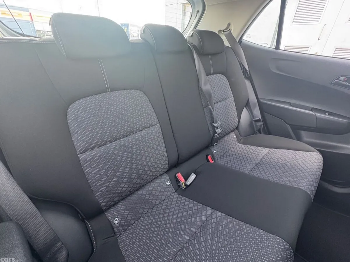 Kia Picanto Hatchback, Petrol, 2027, Silver