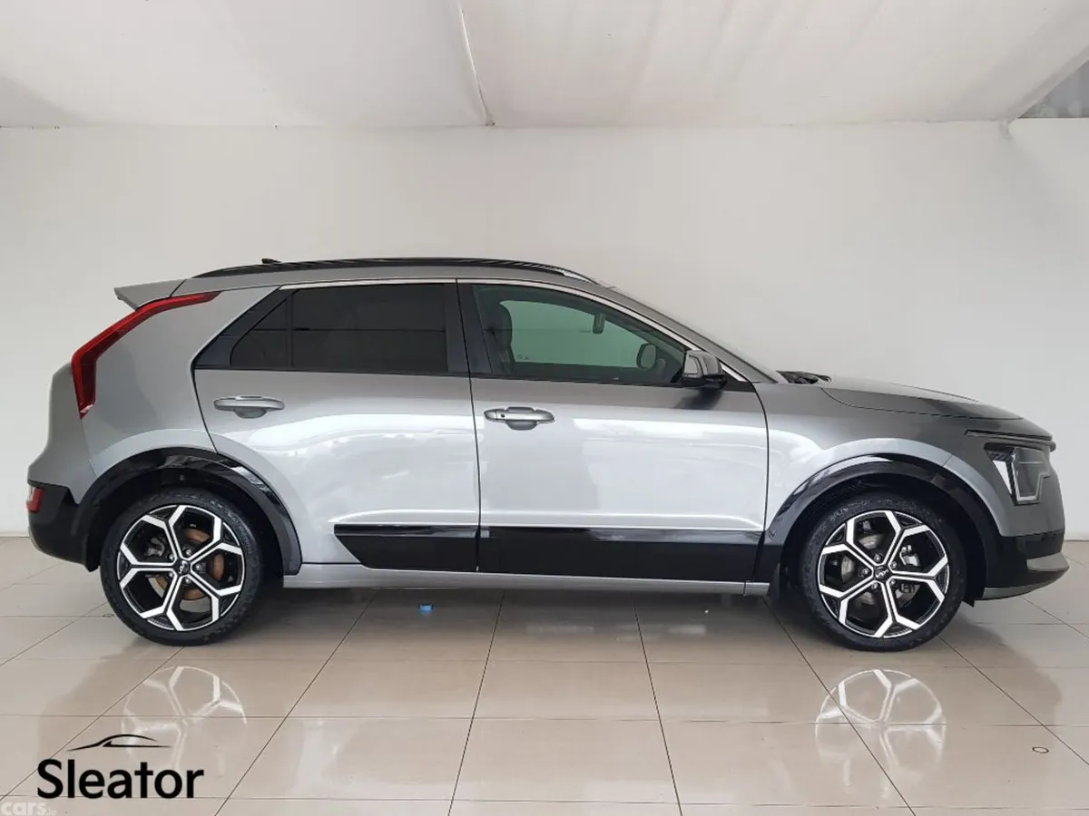 Kia Niro Estate, Petrol Plug-in Hybrid, 2025, Grey