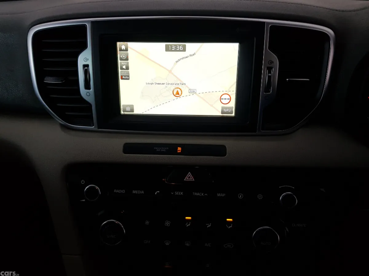 Kia Sportage MPV, Diesel, 2018, Red