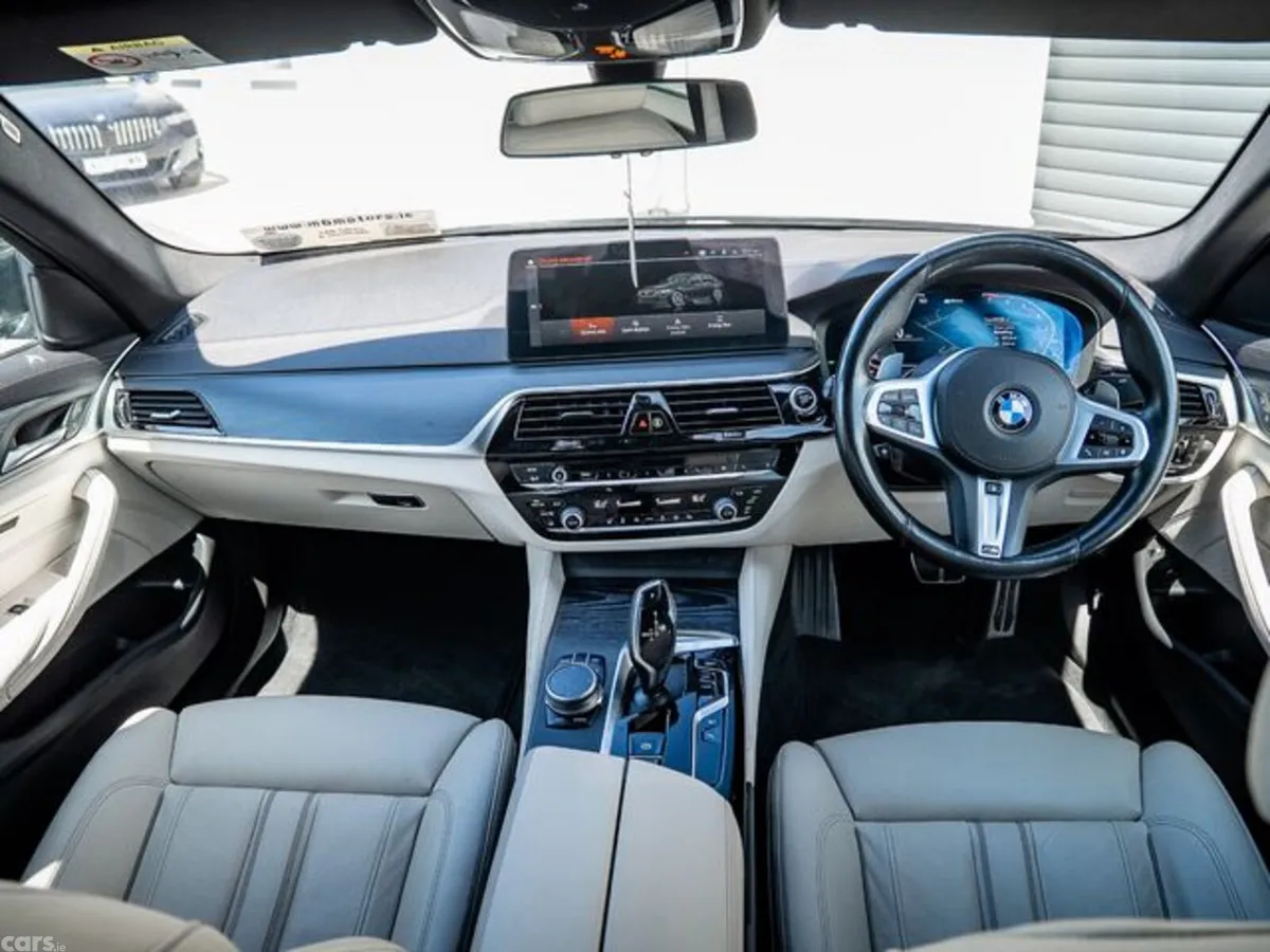 BMW 5-Series Saloon, Petrol Plug-in Hybrid, 2021, Black