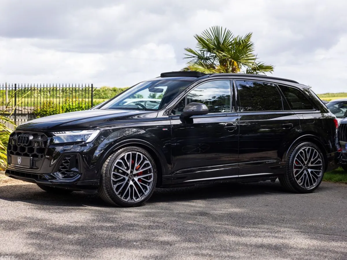 Audi Q7 SUV, Petrol Plug-in Hybrid, 2026, Black