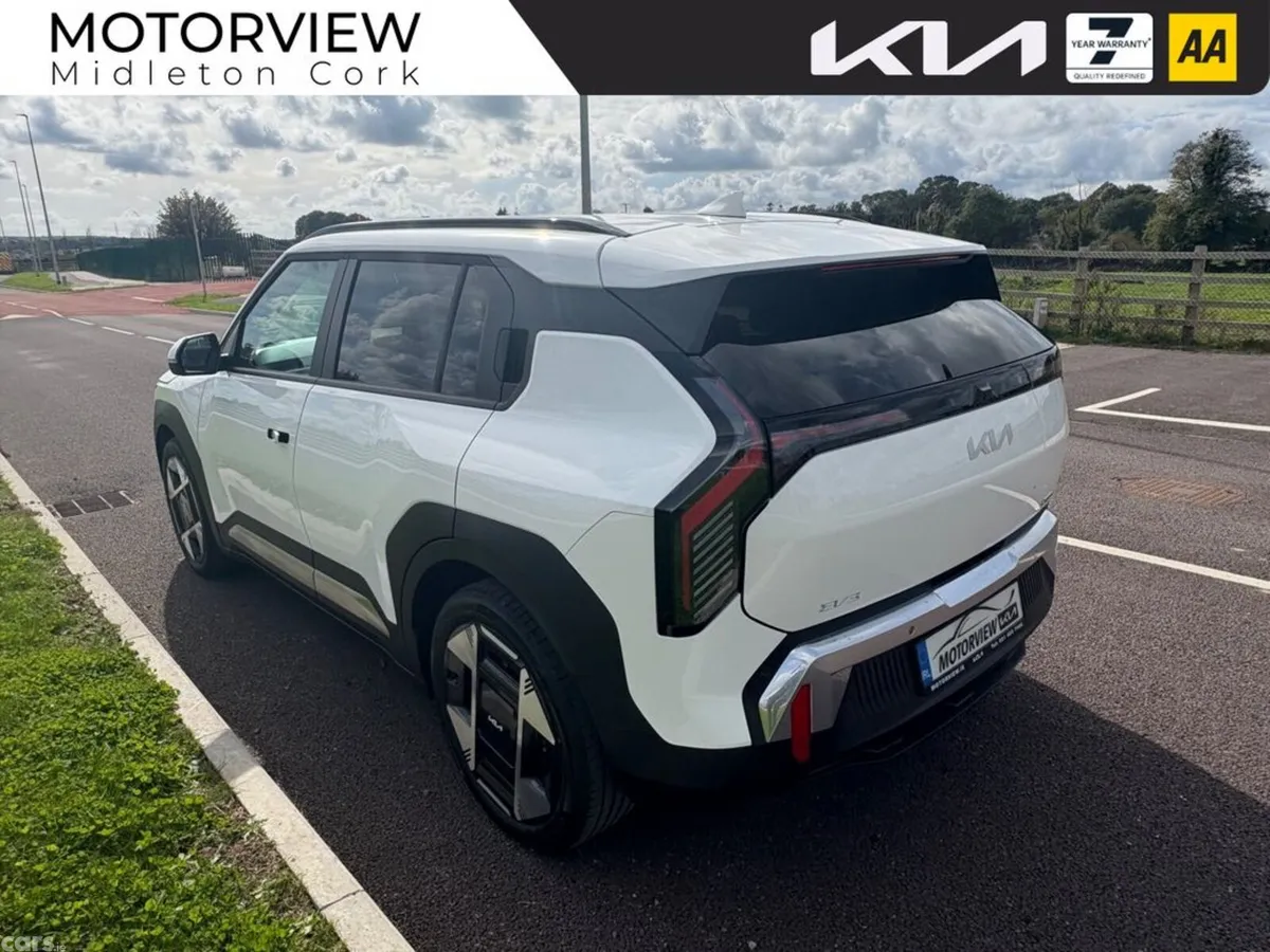 Kia EV3 SUV, Electric, 2027, White