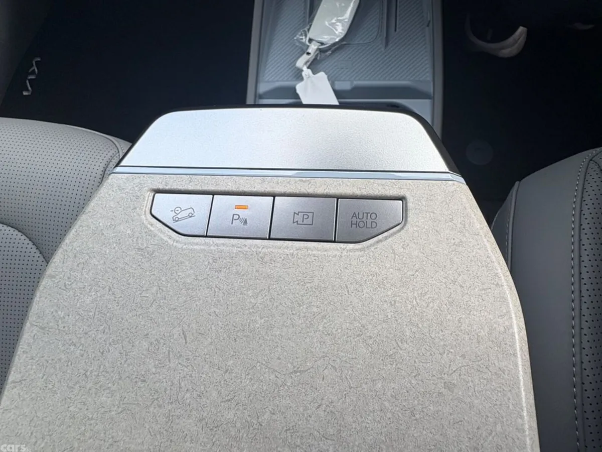 Kia EV3 SUV, Electric, 2027, White