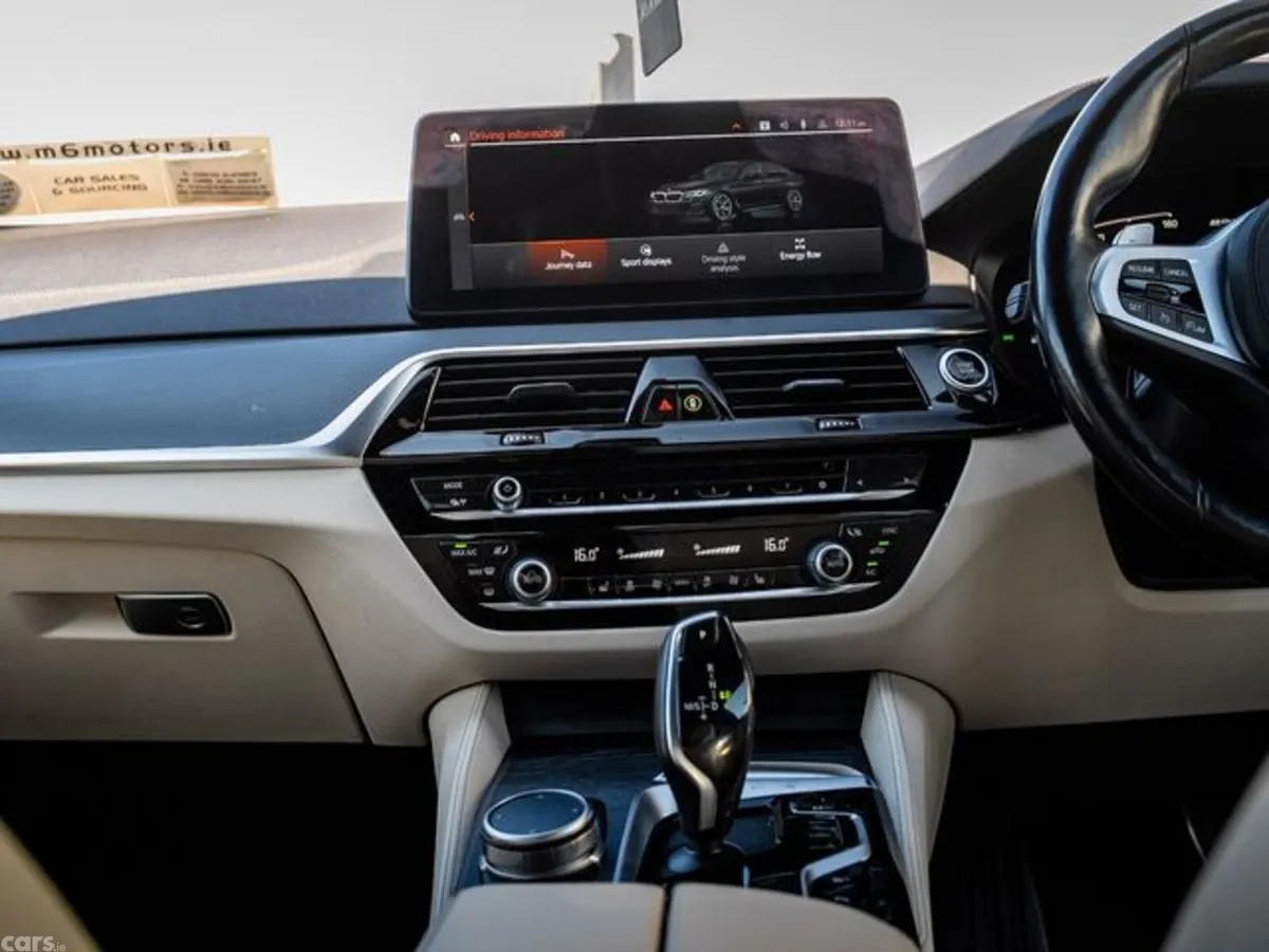 BMW 5-Series Saloon, Petrol Plug-in Hybrid, 2021, Black